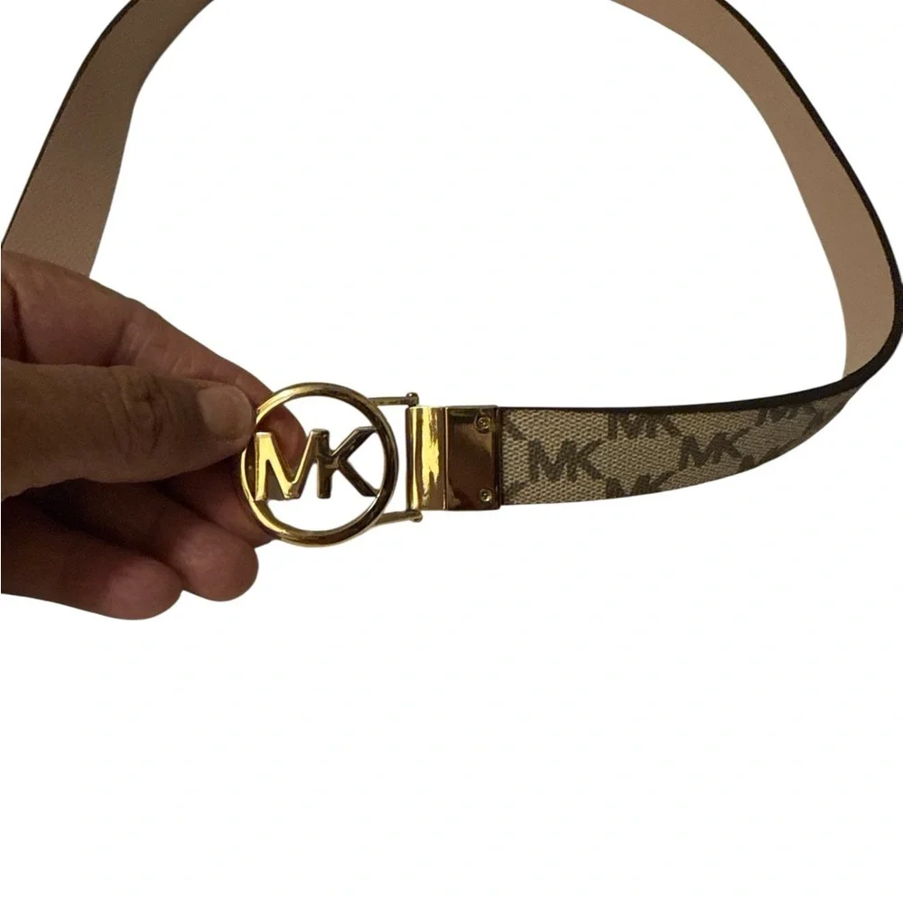 Michael Kors stylish michael